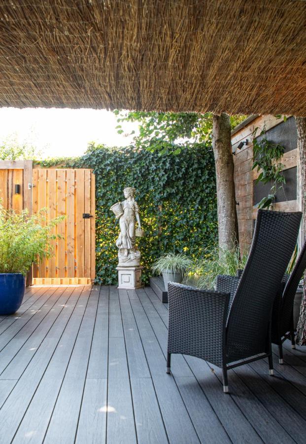 B&B Joli Met Prive Wellness Wemeldinge Exteriör bild